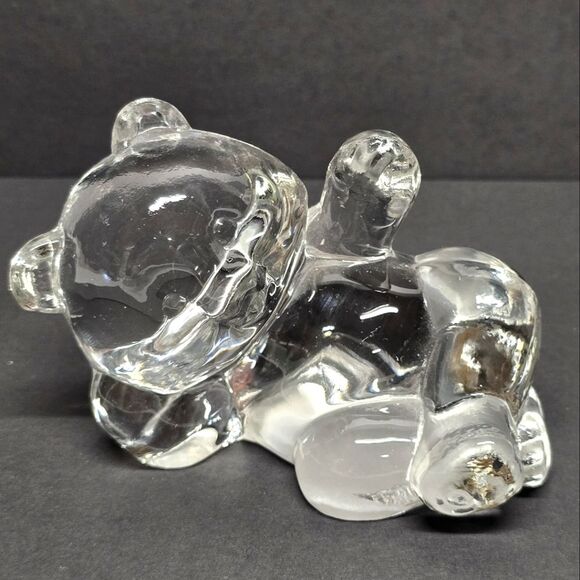 Fenton clear glass Chilling Teddy Bear laying on side - Picture 1 of 8
